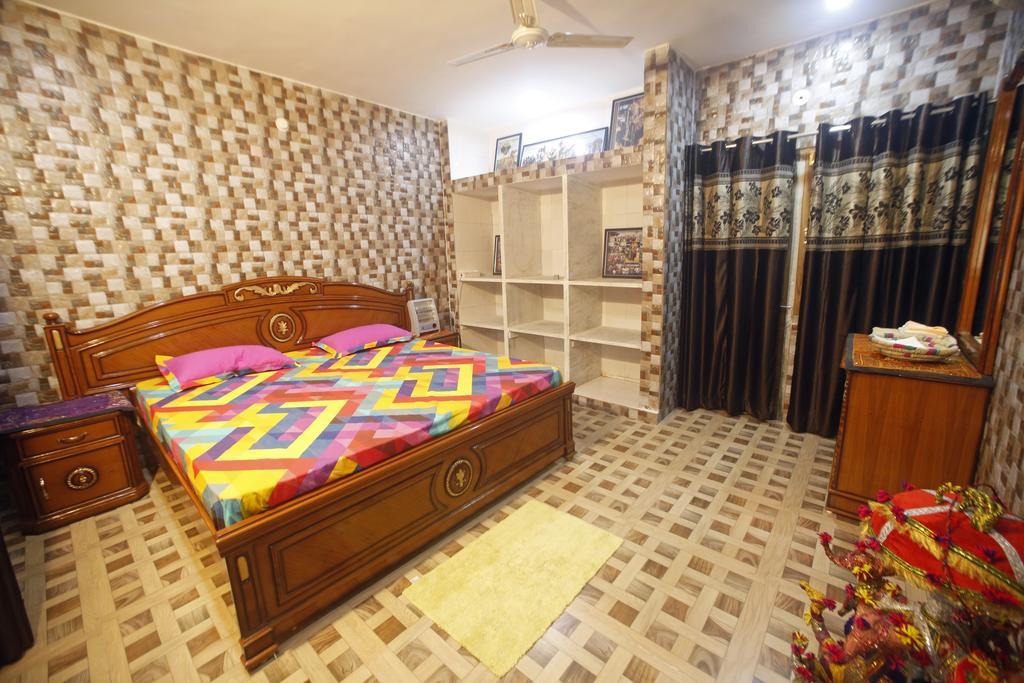 Pushkar Cooking Art And Home Stay ภายนอก รูปภาพ