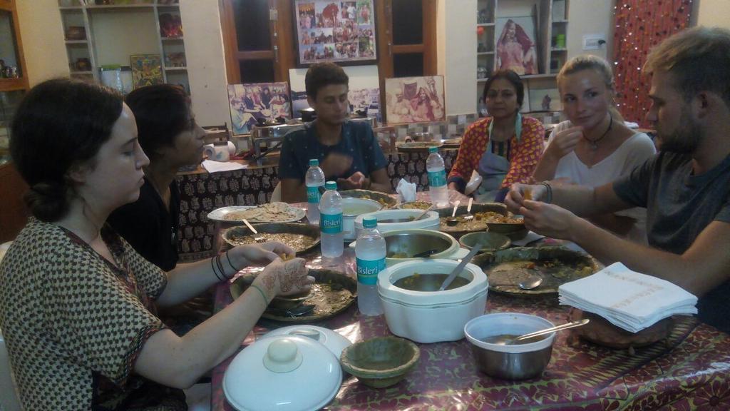 Pushkar Cooking Art And Home Stay ภายนอก รูปภาพ